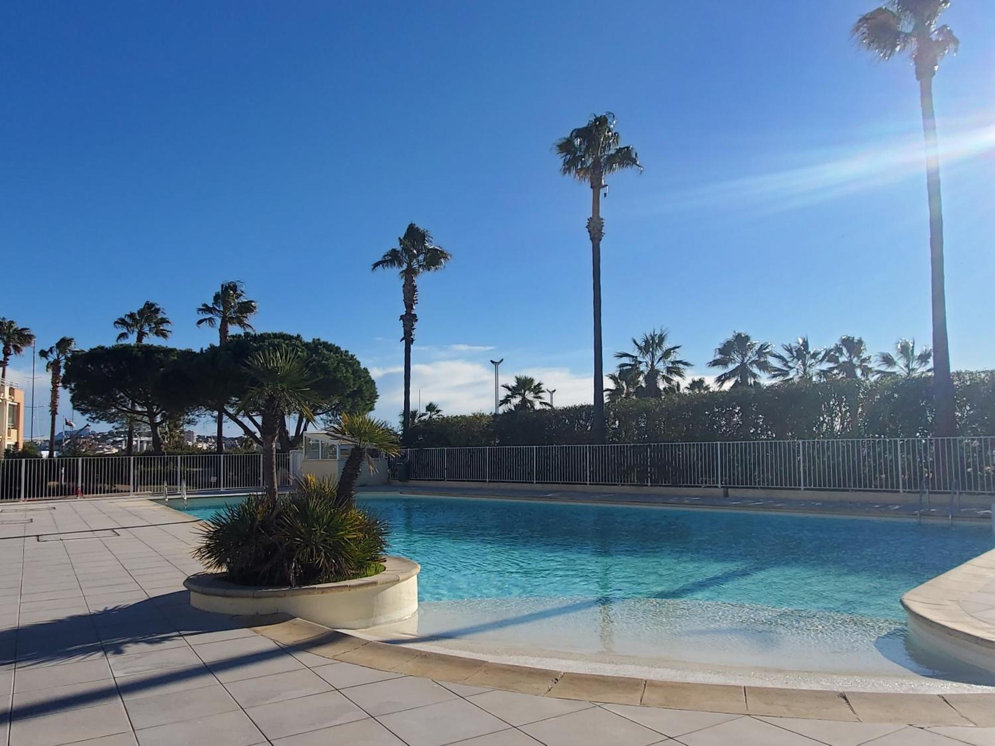 Residence Cap Hermes, Incroyable Vue Sur Le Port, Fréjus Buitenkant foto