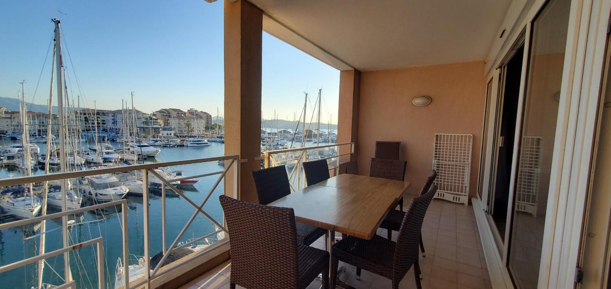 Residence Cap Hermes, Incroyable Vue Sur Le Port, Fréjus Buitenkant foto